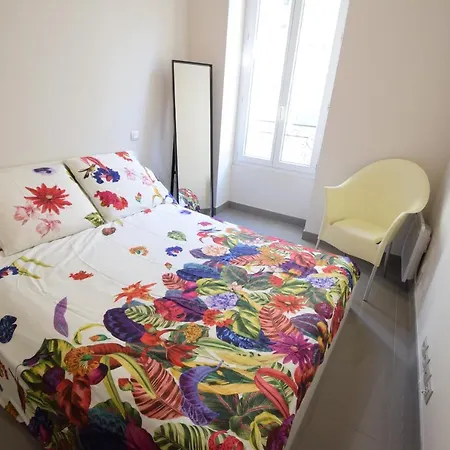 Massena - Best Place In - 2 Bedrooms - Big Balcony * Νίκαια
