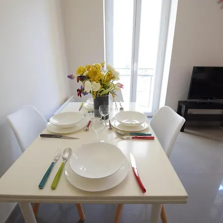 Massena - Best Place In - 2 Bedrooms - Big Balcony Διαμέρισμα