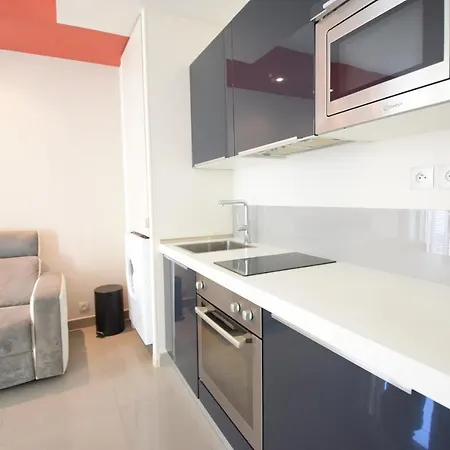 Massena - Best Place In - 2 Bedrooms - Big Balcony