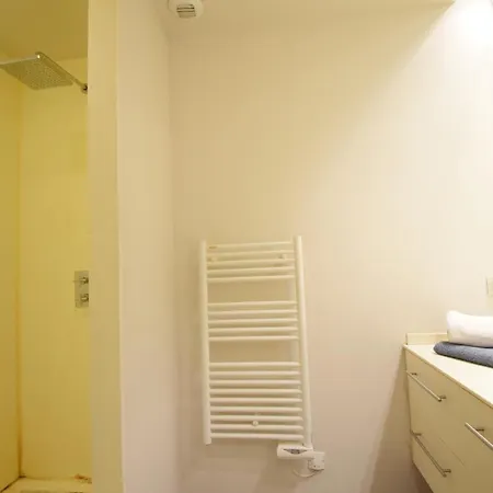 Massena - Best Place In - 2 Bedrooms - Big Balcony Νίκαια